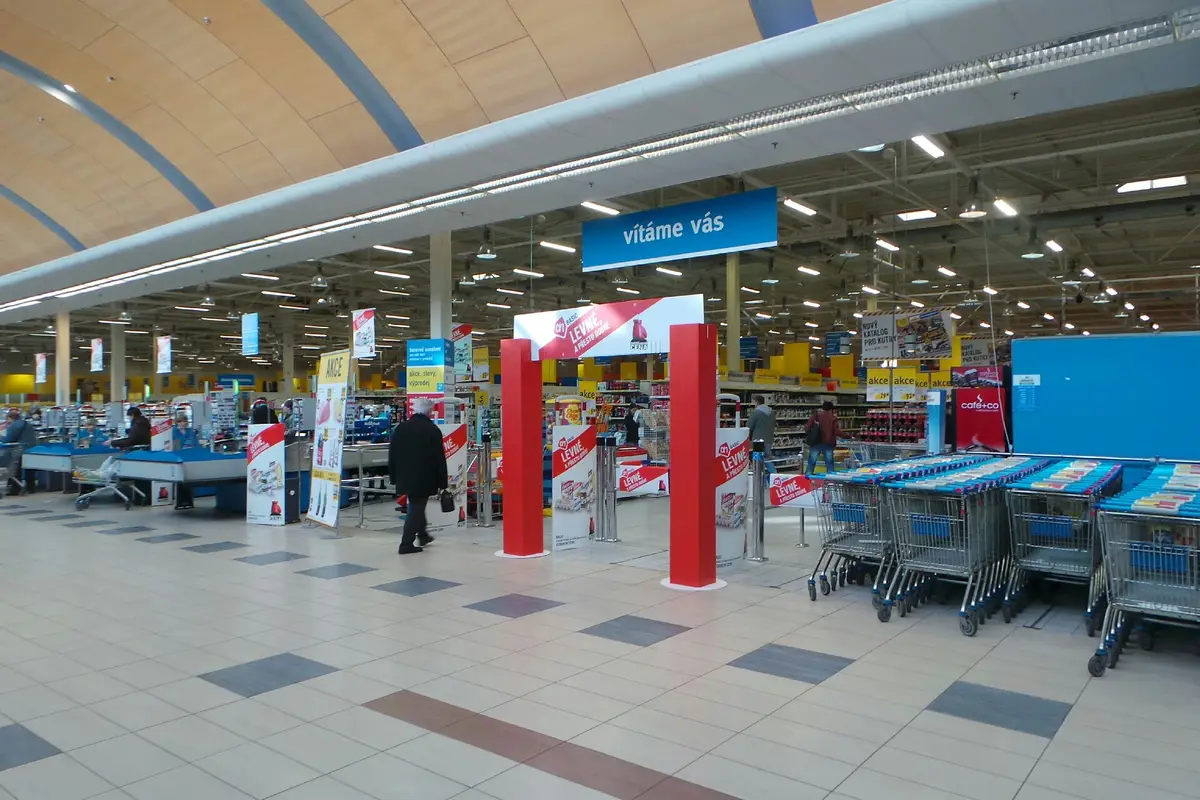 Albert Hypermarket